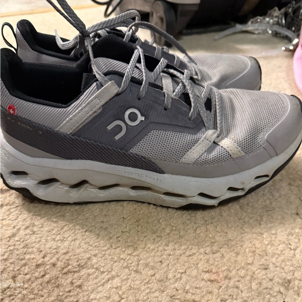 ON Women's Athletic Shoes - Gray